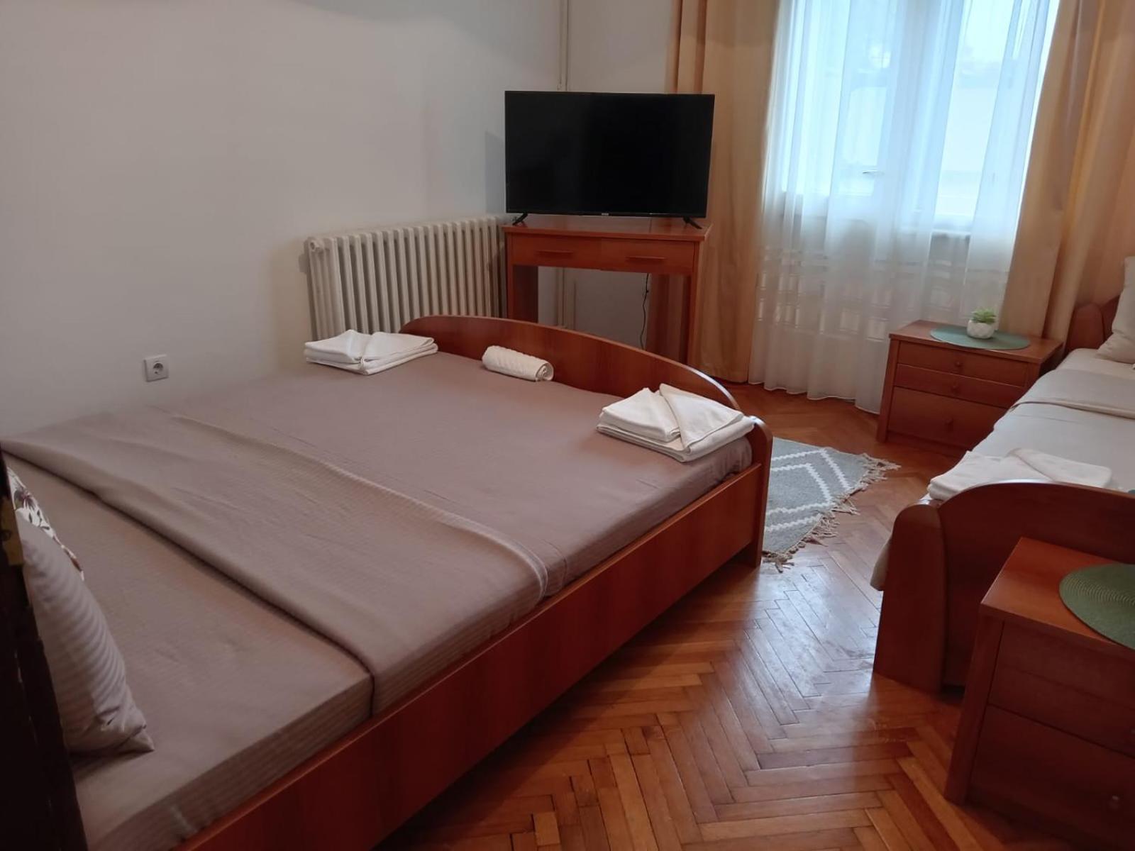 Hotel Vlasina - Vlasinsko Jezero วลาสินาริด ภายนอก รูปภาพ