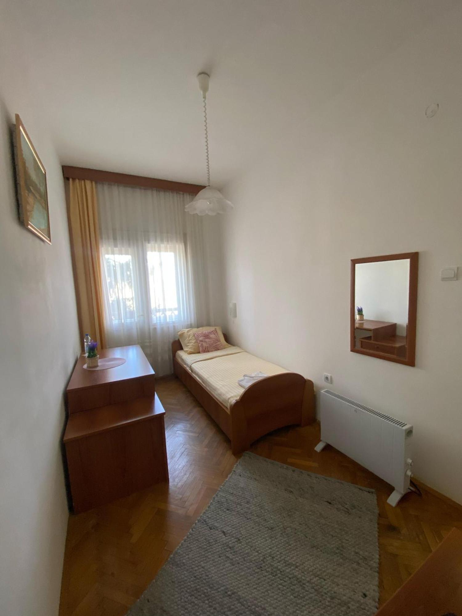 Hotel Vlasina - Vlasinsko Jezero วลาสินาริด ภายนอก รูปภาพ